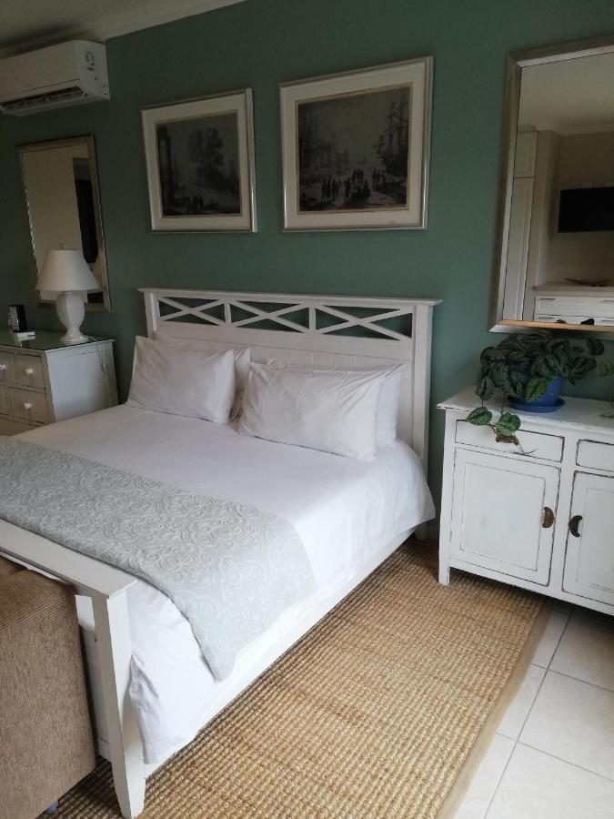 Mahogany Villa Guesthouse - Solar Ballito Eksteriør billede