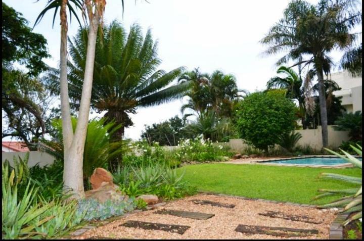 Mahogany Villa Guesthouse - Solar Ballito Eksteriør billede